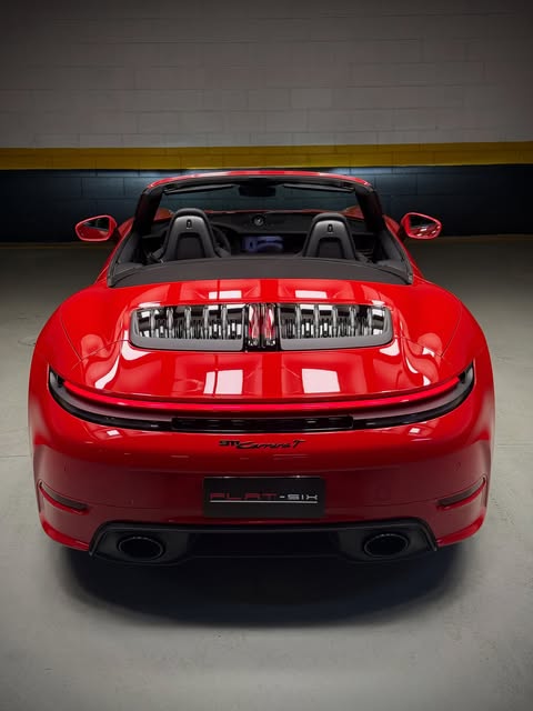 PORSCHE 911 CARRERA T CABRIOLET - Imagem 3