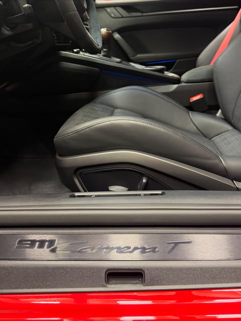 PORSCHE 911 CARRERA T CABRIOLET - Imagem 9