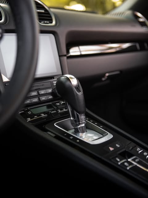 PORSCHE 718 BOXSTER T - Imagem 13