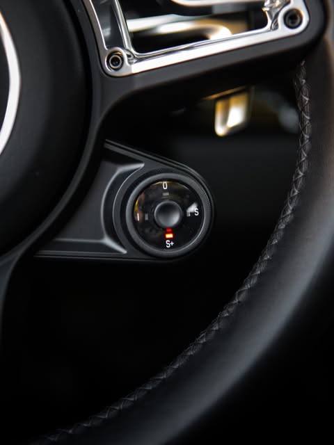 PORSCHE 718 BOXSTER T - Imagem 19
