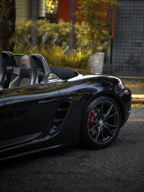 PORSCHE 718 BOXSTER T - Imagem 3