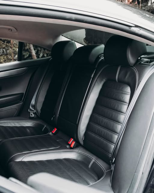 VOLKSWAGEN PASSAT CC - Imagem 8
