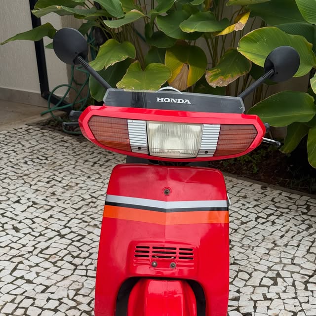 HONDA KINETIC - Imagem 8