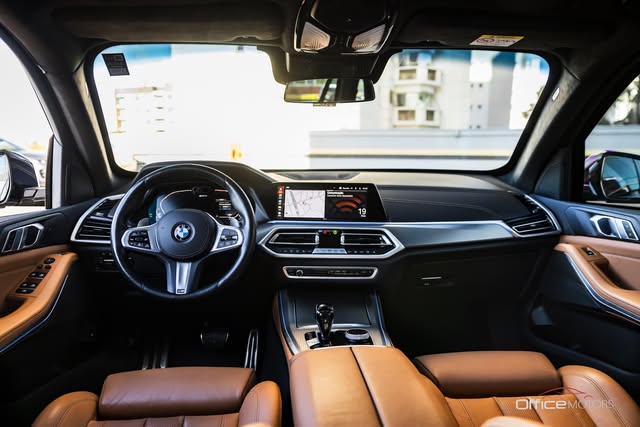 BMW X5 XDRIVE 45E M SPORT - Imagem 2