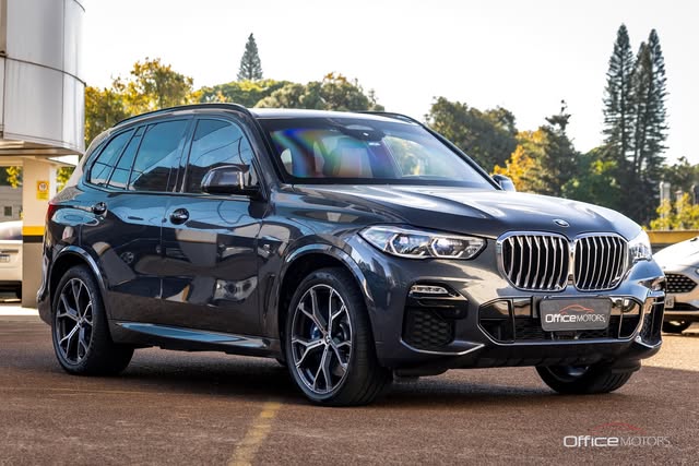 BMW X5 XDRIVE 45E M SPORT - Imagem 4