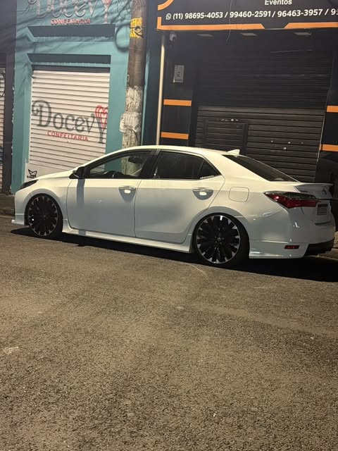 TOYOTA COROLLA XRS - Imagem 2