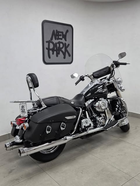 HARLEY-DAVIDSON ROAD KING CLASSIC - Imagem 1