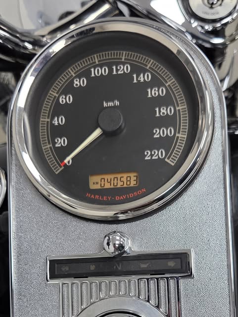 HARLEY-DAVIDSON ROAD KING CLASSIC - Imagem 14