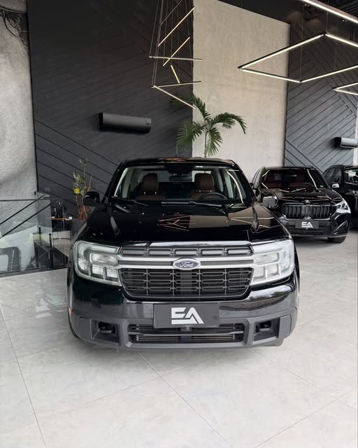 FORD MAVERICK LARIAT FX4 - Imagem 3