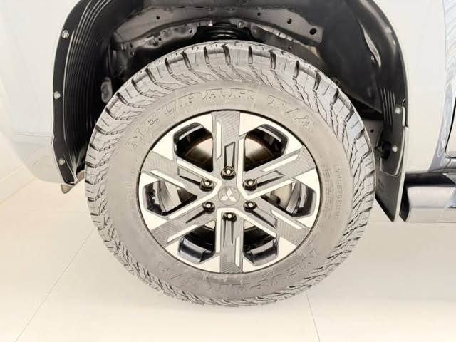 MITSUBISHI L200 TRITON SPORT HPE-S - Imagem 8