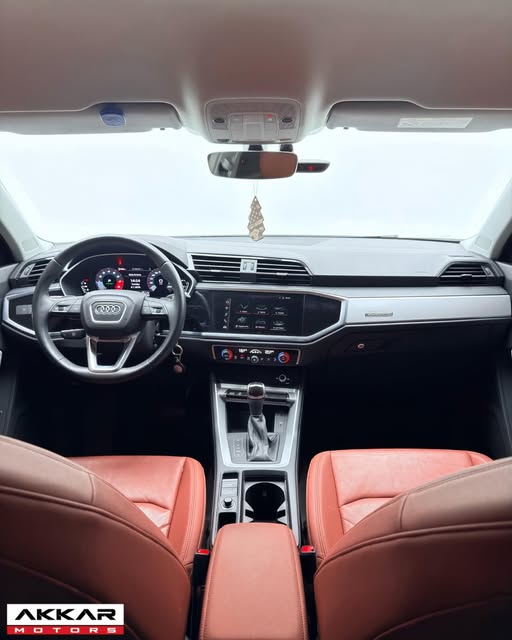 AUDI Q3 PERFORMANCE QUATTRO - Imagem 8