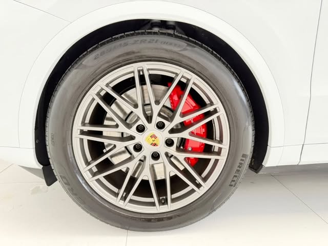 PORSCHE CAYENNE S - Imagem 8
