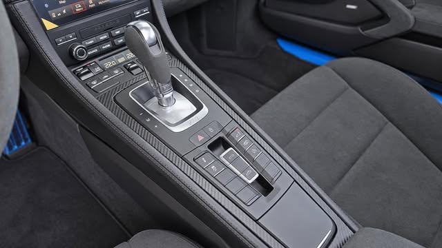 PORSCHE 718 GTS 4.0 - Imagem 9