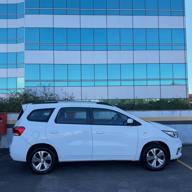CHEVROLET SPIN PREMIER - Imagem 4