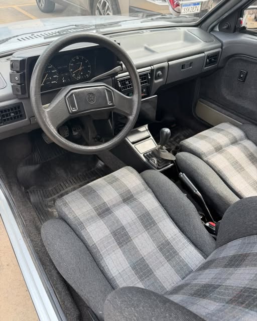 VOLKSWAGEN VOYAGE - Imagem 2