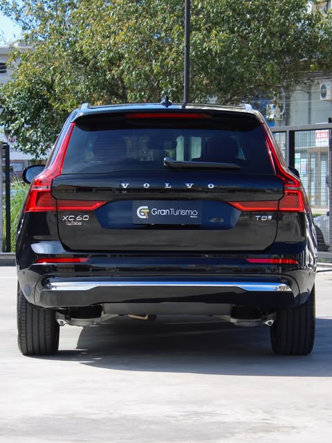 VOLVO XC60 T8 ULTRA - Imagem 6