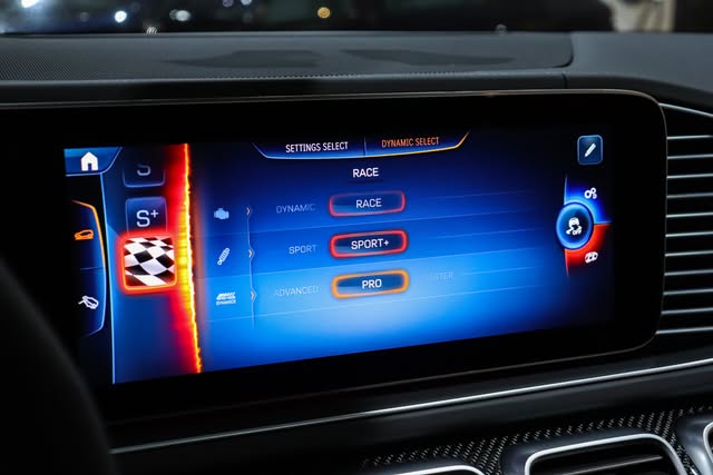 MERCEDES-BENZ GLE 63 S 4MATIC+ COUPÉ - Imagem 9