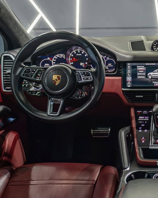 PORSCHE CAYENNE TURBO - Imagem 12
