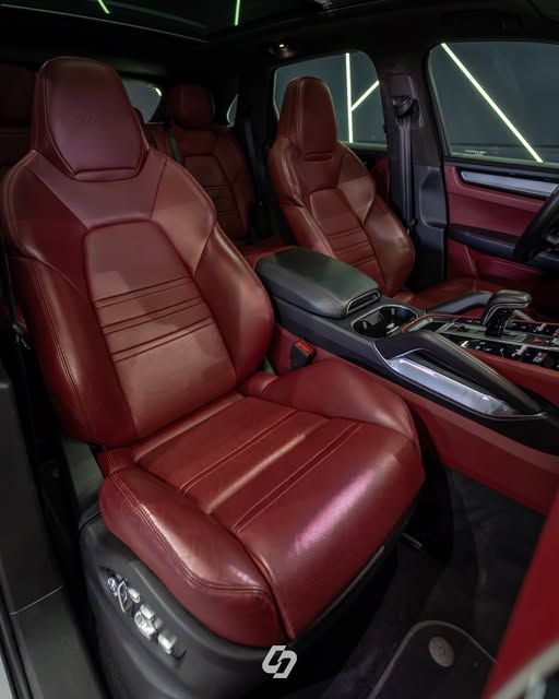 PORSCHE CAYENNE TURBO - Imagem 19