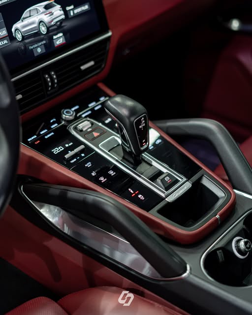 PORSCHE CAYENNE TURBO - Imagem 6