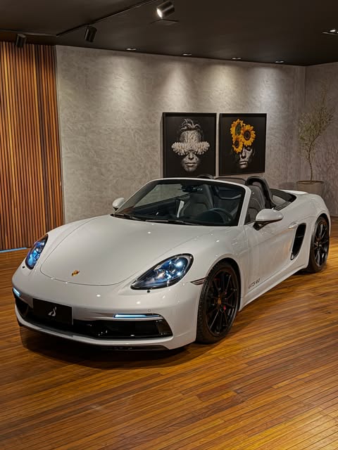 PORSCHE 718 BOXSTER 4.0 GTS - Imagem 1