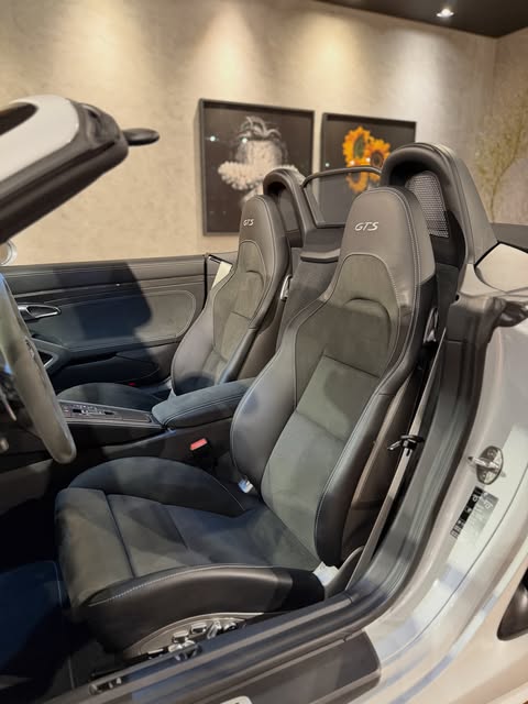 PORSCHE 718 BOXSTER 4.0 GTS - Imagem 12