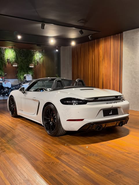 PORSCHE 718 BOXSTER 4.0 GTS - Imagem 6