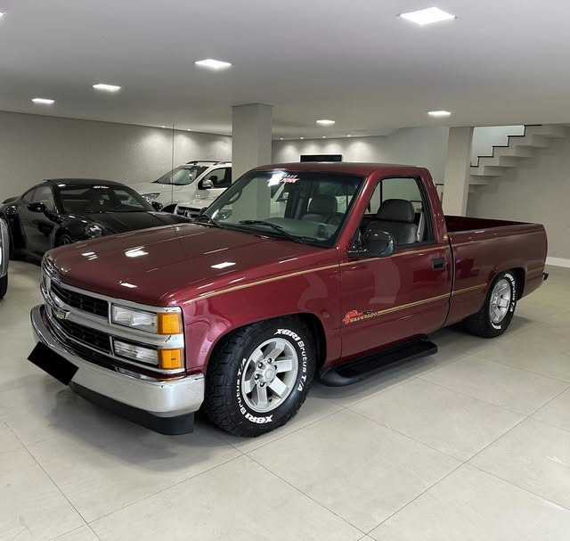 CHEVROLET SILVERADO - Imagem 1