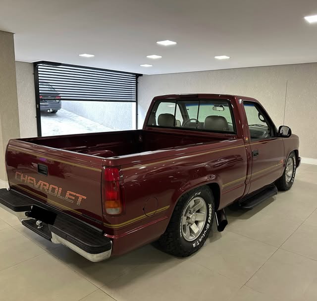 CHEVROLET SILVERADO - Imagem 5
