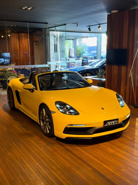 PORSCHE 718 BOXSTER 4.0 GTS - Imagem 2
