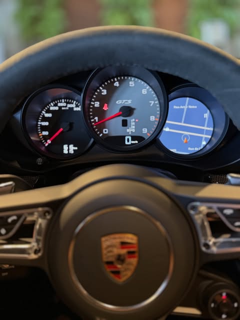 PORSCHE 718 BOXSTER 4.0 GTS - Imagem 11