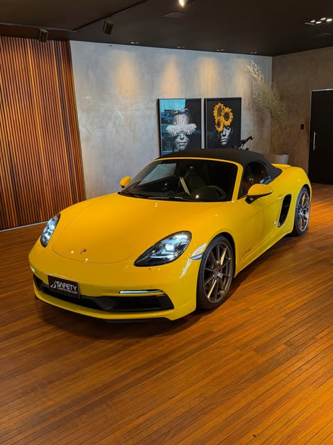 PORSCHE 718 BOXSTER 4.0 GTS - Imagem 14