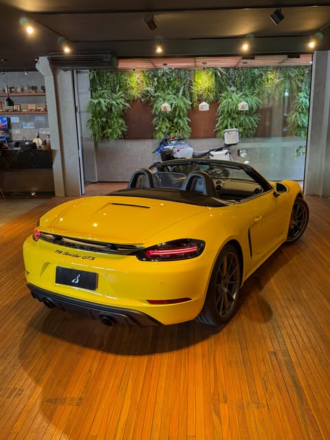 PORSCHE 718 BOXSTER 4.0 GTS - Imagem 19
