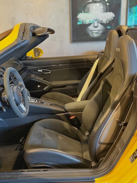 PORSCHE 718 BOXSTER 4.0 GTS - Imagem 9