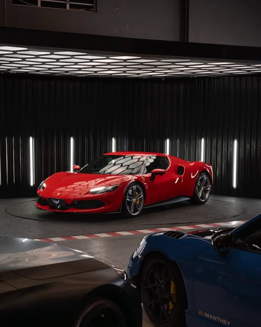 FERRARI 296 - Imagem 1