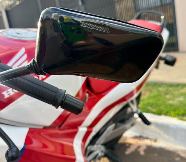 HONDA CBR 450 SR - Imagem 3