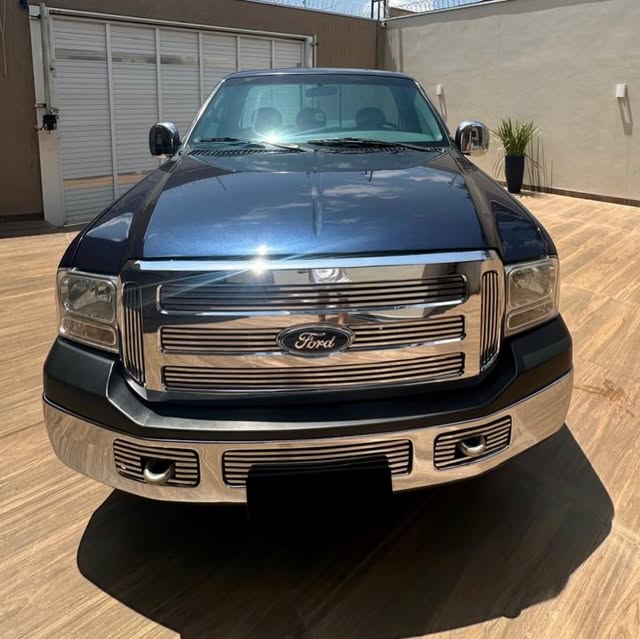 FORD F-250 XLT-L - Imagem 2