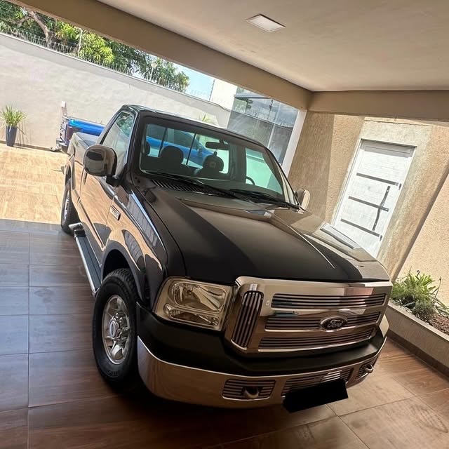 FORD F-250 XLT-L - Imagem 5