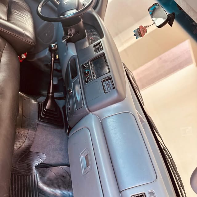 FORD F-250 XLT-L - Imagem 8