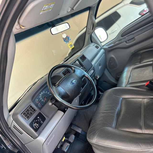 FORD F-250 XLT-L - Imagem 10