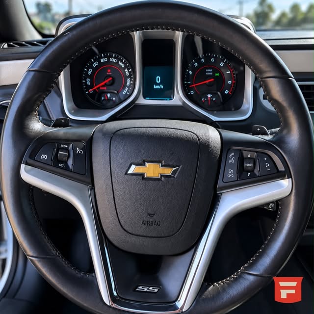 CHEVROLET CAMARO V8 - Imagem 8