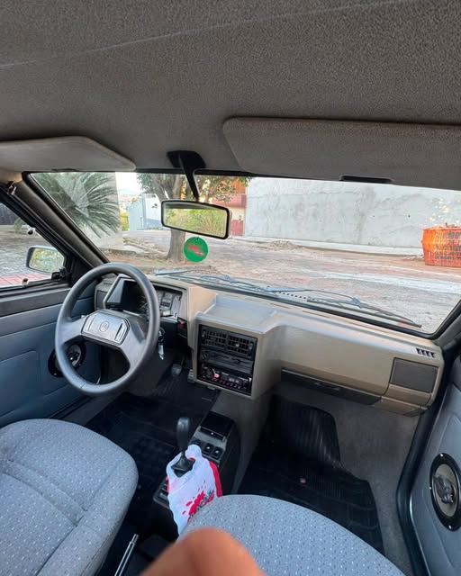 VOLKSWAGEN SAVEIRO - Imagem 11