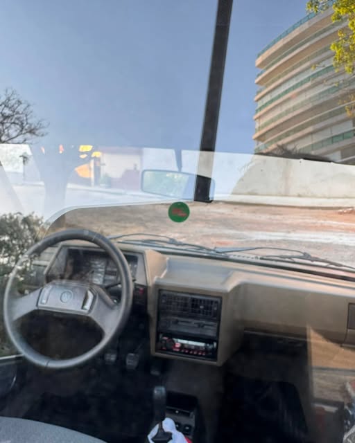 VOLKSWAGEN SAVEIRO - Imagem 12