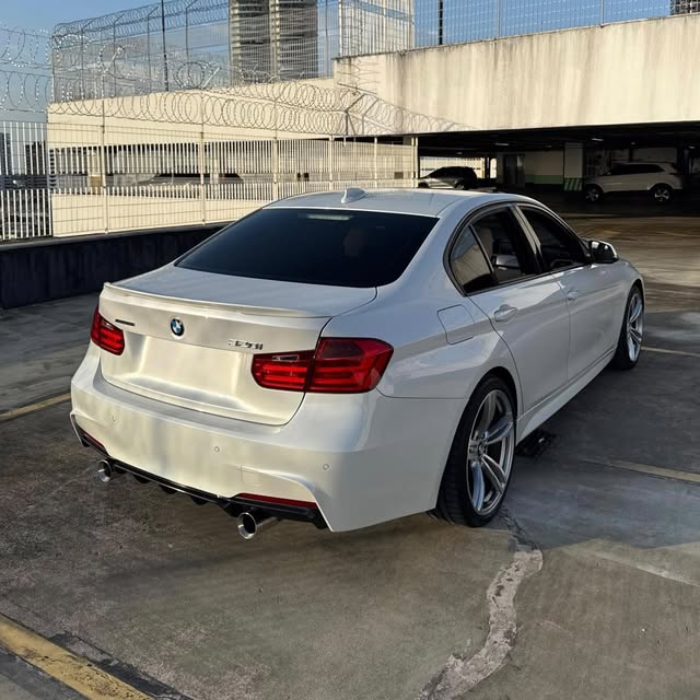BMW 320I SPORT GP - Imagem 3