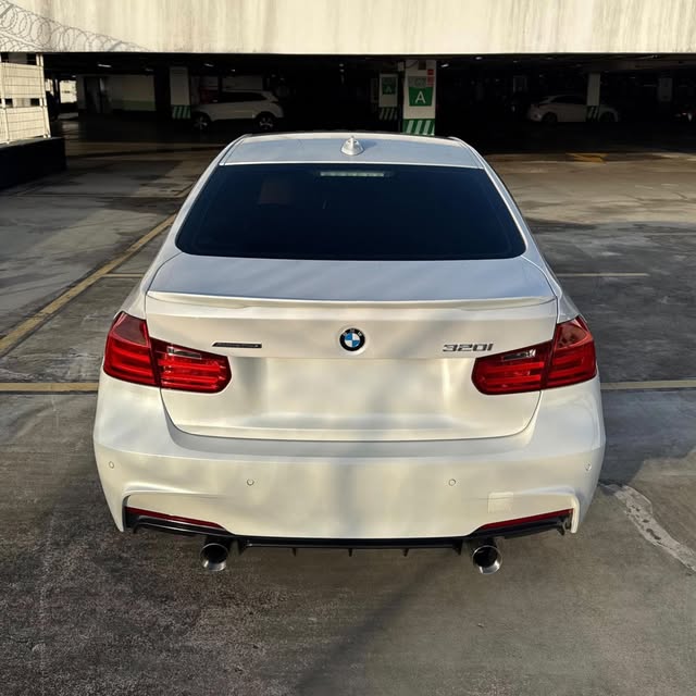 BMW 320I SPORT GP - Imagem 4