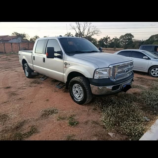 FORD F-250 XLT - Imagem 1