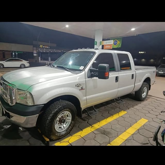 FORD F-250 XLT - Imagem 2
