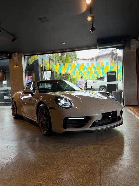 PORSCHE 911 TARGA GTS - Imagem 3
