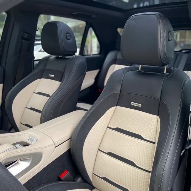 MERCEDES-BENZ GLE53 AMG - Imagem 4