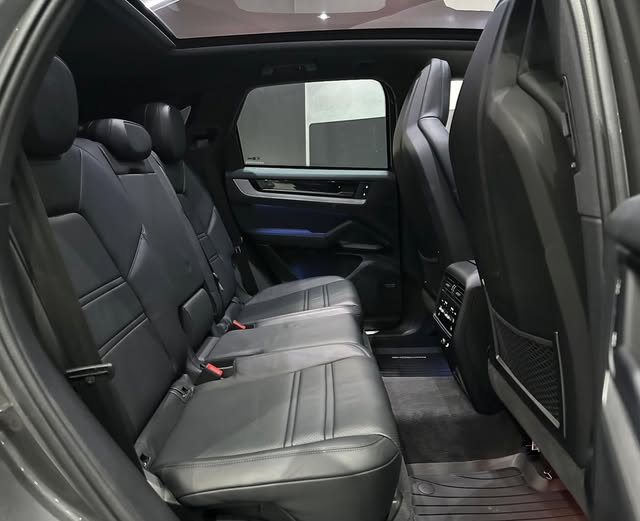 PORSCHE CAYENNE E-HYBRID AWD TIPTRONIC S - Imagem 9